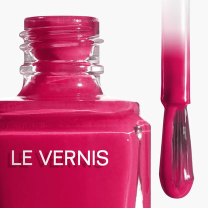 CHANEL Le Vernis Colore E Brillantezza Lunga Tenuta