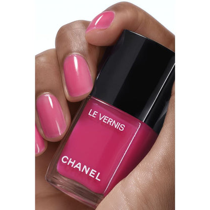 CHANEL Le Vernis Colore E Brillantezza Lunga Tenuta