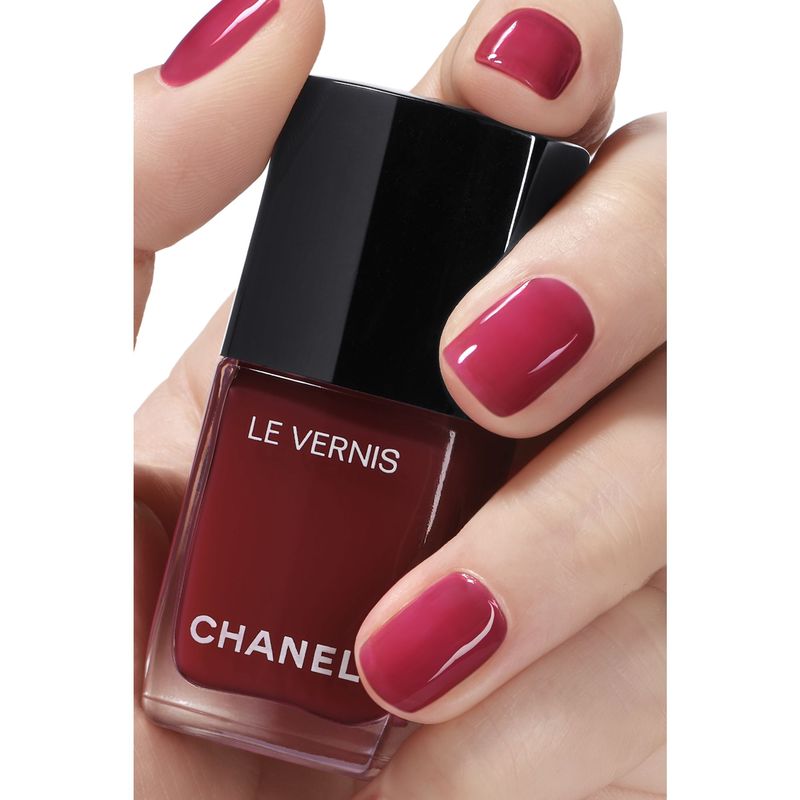 CHANEL Le Vernis Colore E Brillantezza Lunga Tenuta
