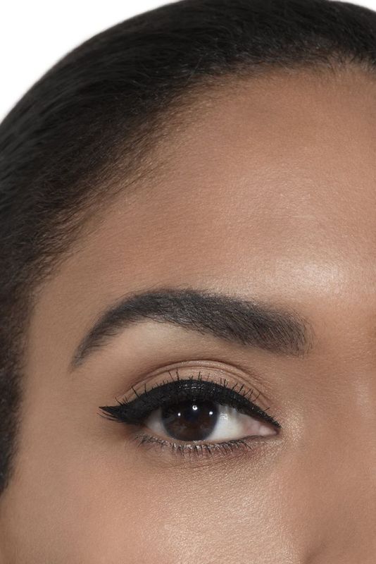CHANEL Signature De Chanel Stilo Eyeliner Intensità E Lunga Tenuta