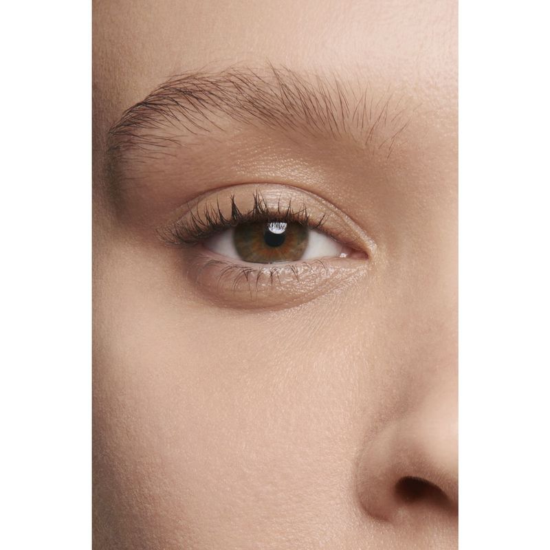 CHANEL LES BEIGES CORRECTEUR SÉRUM LUMINOSITÀ EFFETTO RADIOSO E NATURALE