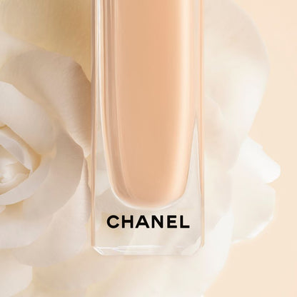 CHANEL LES BEIGES CORRECTEUR SÉRUM LUMINOSITÀ EFFETTO RADIOSO E NATURALE
