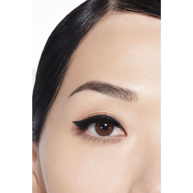 CHANEL LE LINER DE CHANEL EYELINER LIQUIDO ULTRA-PRECISO, A LUNGA TENUTA E SENZA SBAVATURE