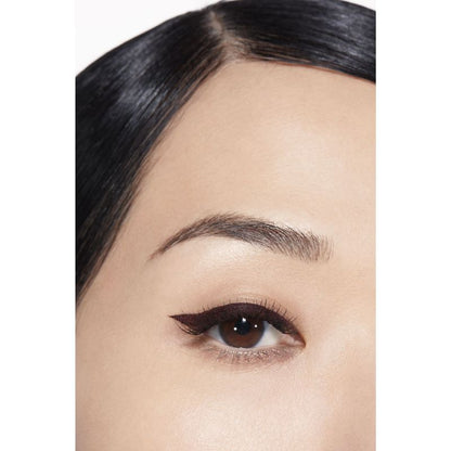 CHANEL LE LINER DE CHANEL EYELINER LIQUIDO ULTRA-PRECISO, A LUNGA TENUTA E SENZA SBAVATURE