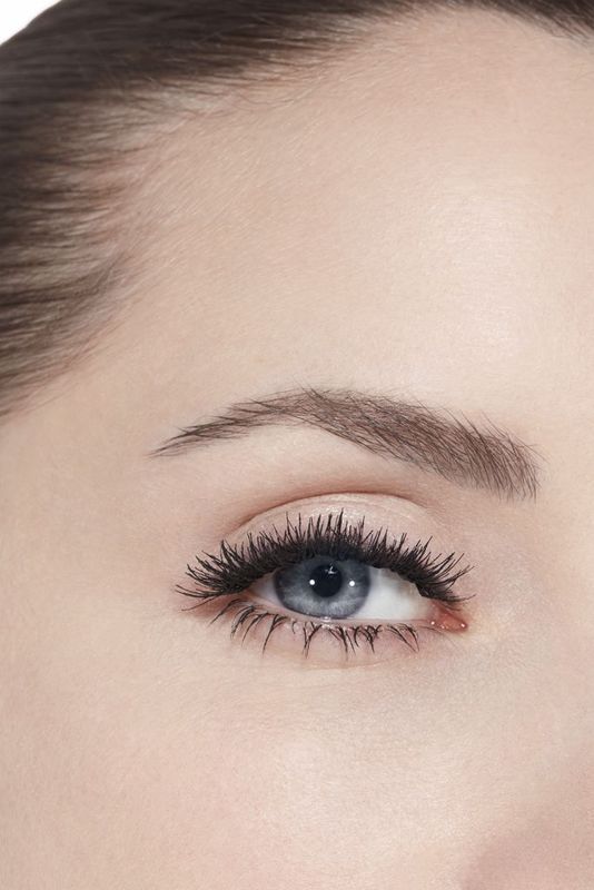 CHANEL Le Volume Révolution De Chanel Mascara Volume Estremo. Applicatore Stampato In 3D