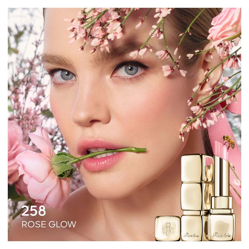 Guerlain Kisskiss Bee Glow - Balsamo Labbra Colorato Al Miele Con Il 98% Di Ingredienti Di Origine Naturale