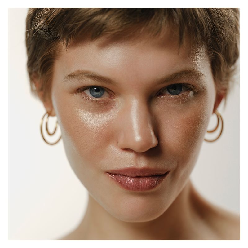 Sisley PHYTO-ROUGE SHINE - Il colore di un rossetto. La brillantezza di un gloss. Il confort di un balsamo