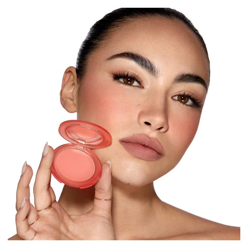 NABLA Close-Up Blurring Powder Blush