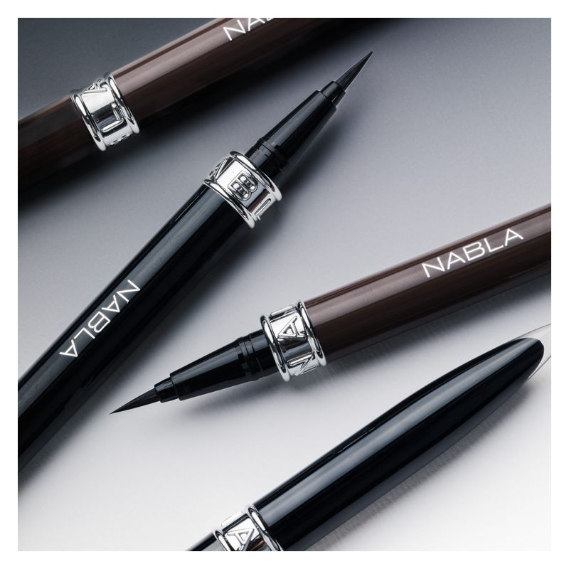 NABLA True Signature Liner - Eyeliner liquido waterproof di precisione